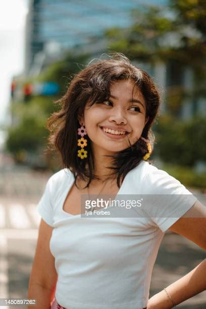 16,749 Young Filipina Woman Stock Photos & High